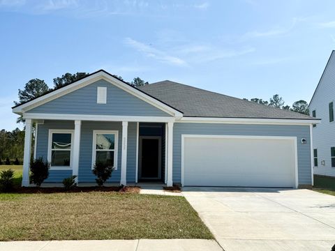 Photo of 5252 Cottage Landing Drive, Summerville, SC 29485 (MLS # 26009340)