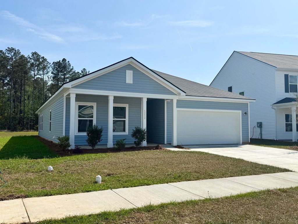 Photo of 5252 Cottage Landing Drive, Summerville, SC 29485 (MLS # 26009340)