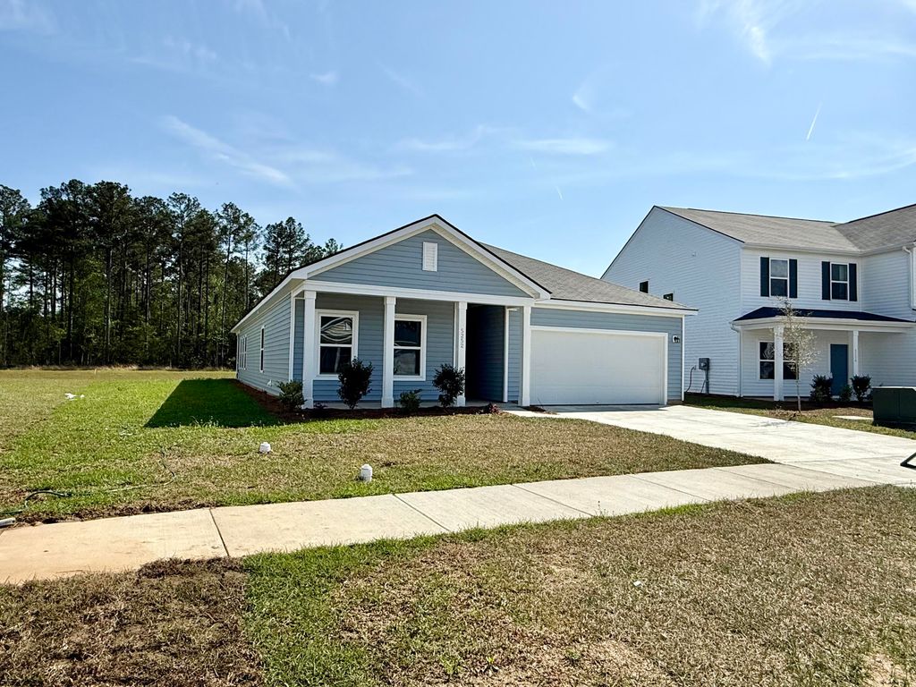 Photo of 5252 Cottage Landing Drive, Summerville, SC 29485 (MLS # 26009340)