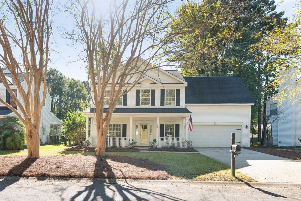 Photo of 629 Antebellum Lane, Mount Pleasant, SC 29464 (MLS # 25028516)