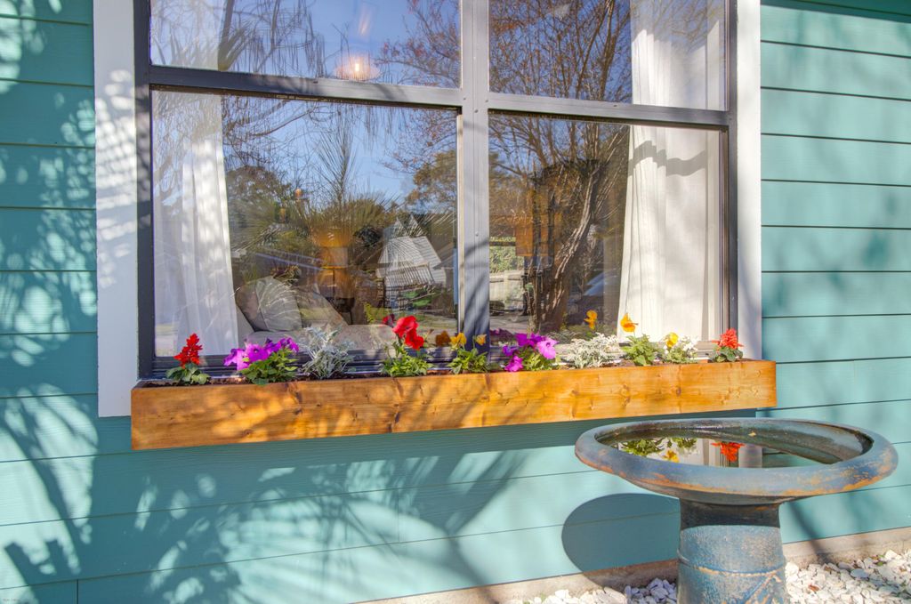 Photo of 1135 Shoreham Road, Charleston, SC 29412 (MLS # 25030321)