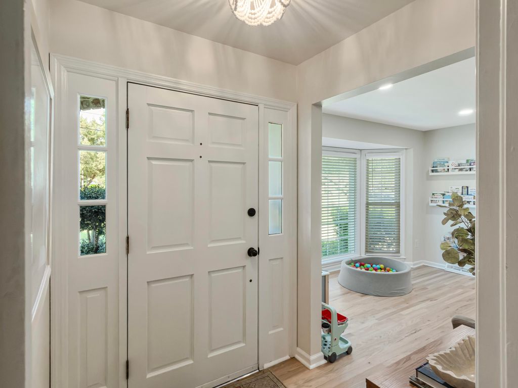 Photo of 868 Melrose Drive, Charleston, SC 29414 (MLS # 26011671)