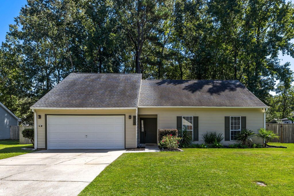 Photo of 4723 Cotillion Drive, North Charleston, SC 29420 (MLS # 25026867)
