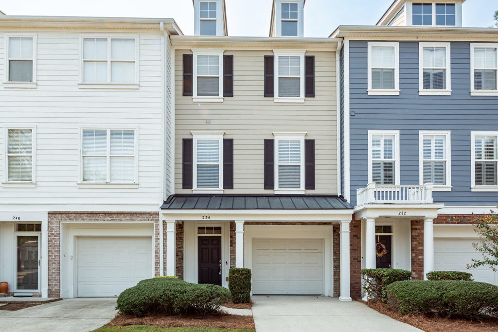 Photo of 236 Fair Sailing Road #Unit 35, Mount Pleasant, SC 29466 (MLS # 26028760)