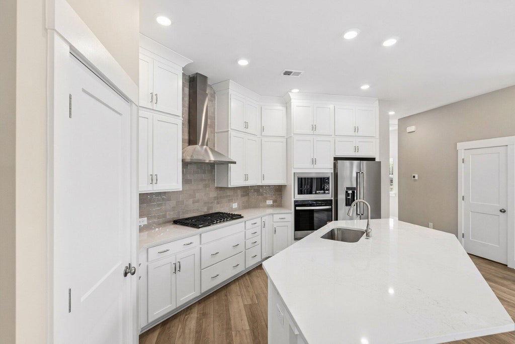 Photo of 254 Newtown Creek Drive, Charleston, SC 29412 (MLS # 26025745)