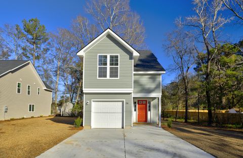 A home in Goose Creek