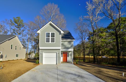 A home in Goose Creek