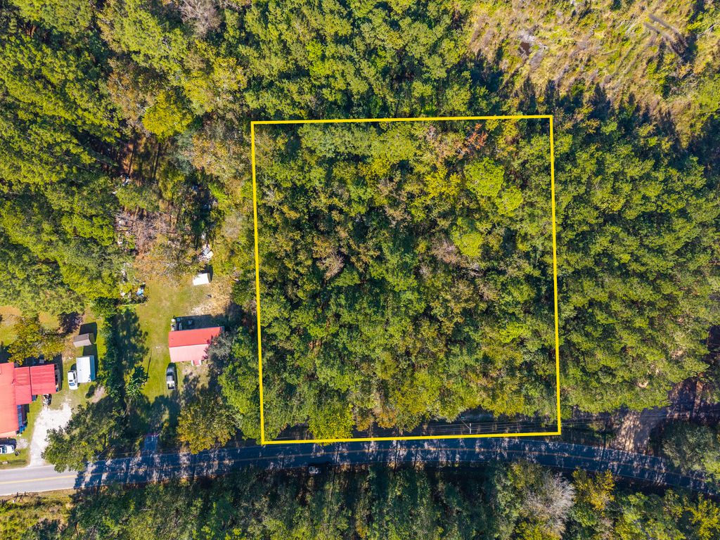 Photo of 905 Peurifoy Road, Walterboro, SC 29488 (MLS # 25028672)