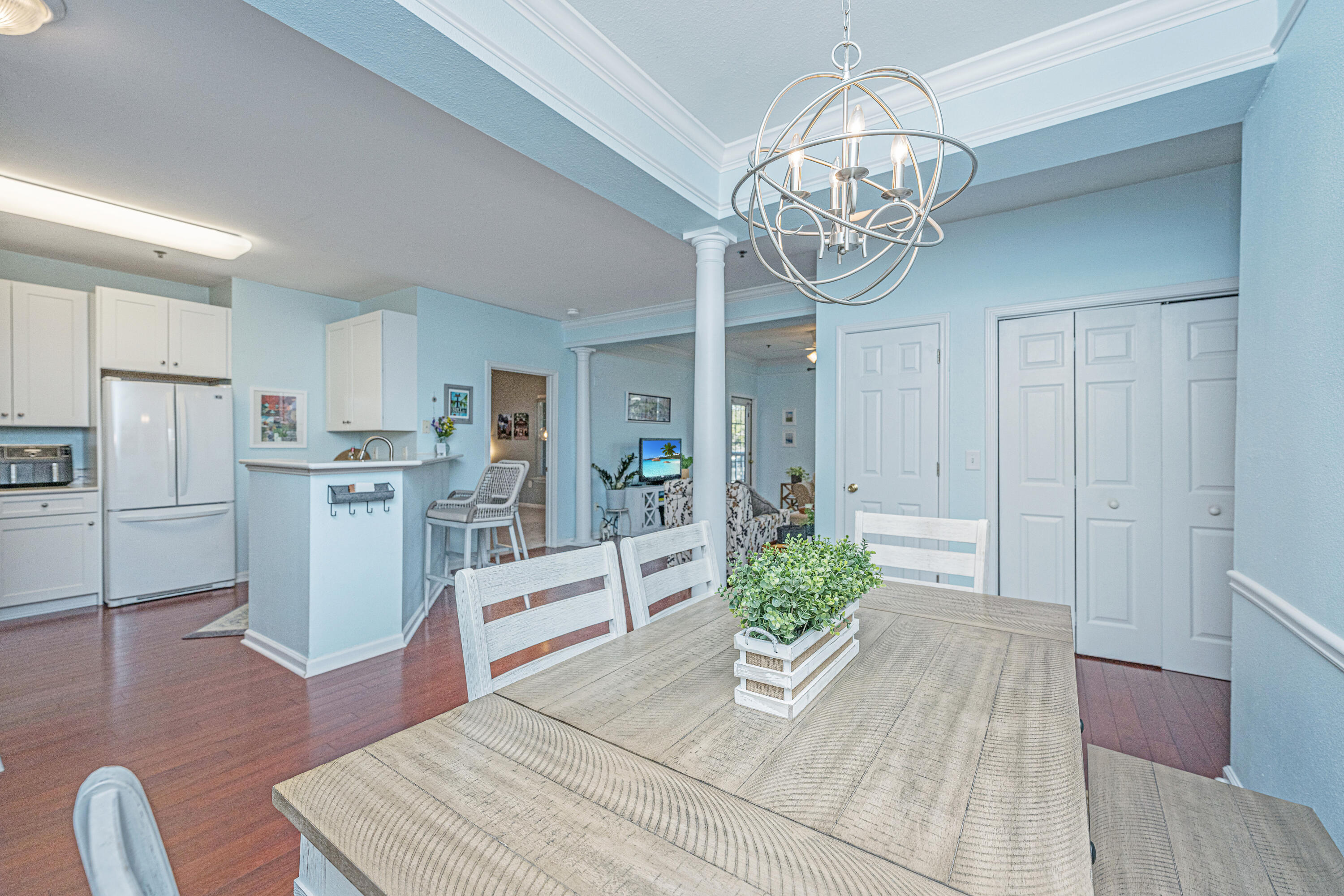 2126 Telfair Way