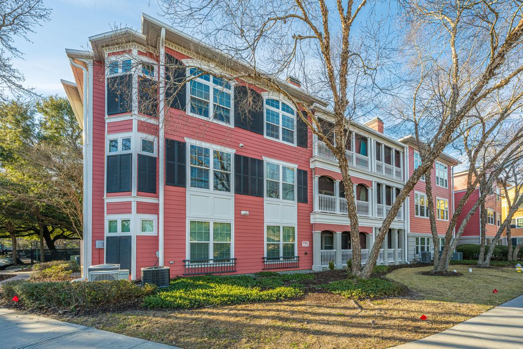 Photo of 2126 Telfair Way, Charleston, SC 29412 (MLS # 26002235)