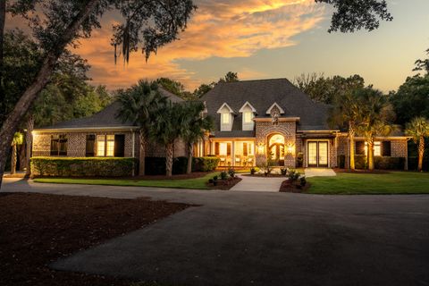 A home in Awendaw