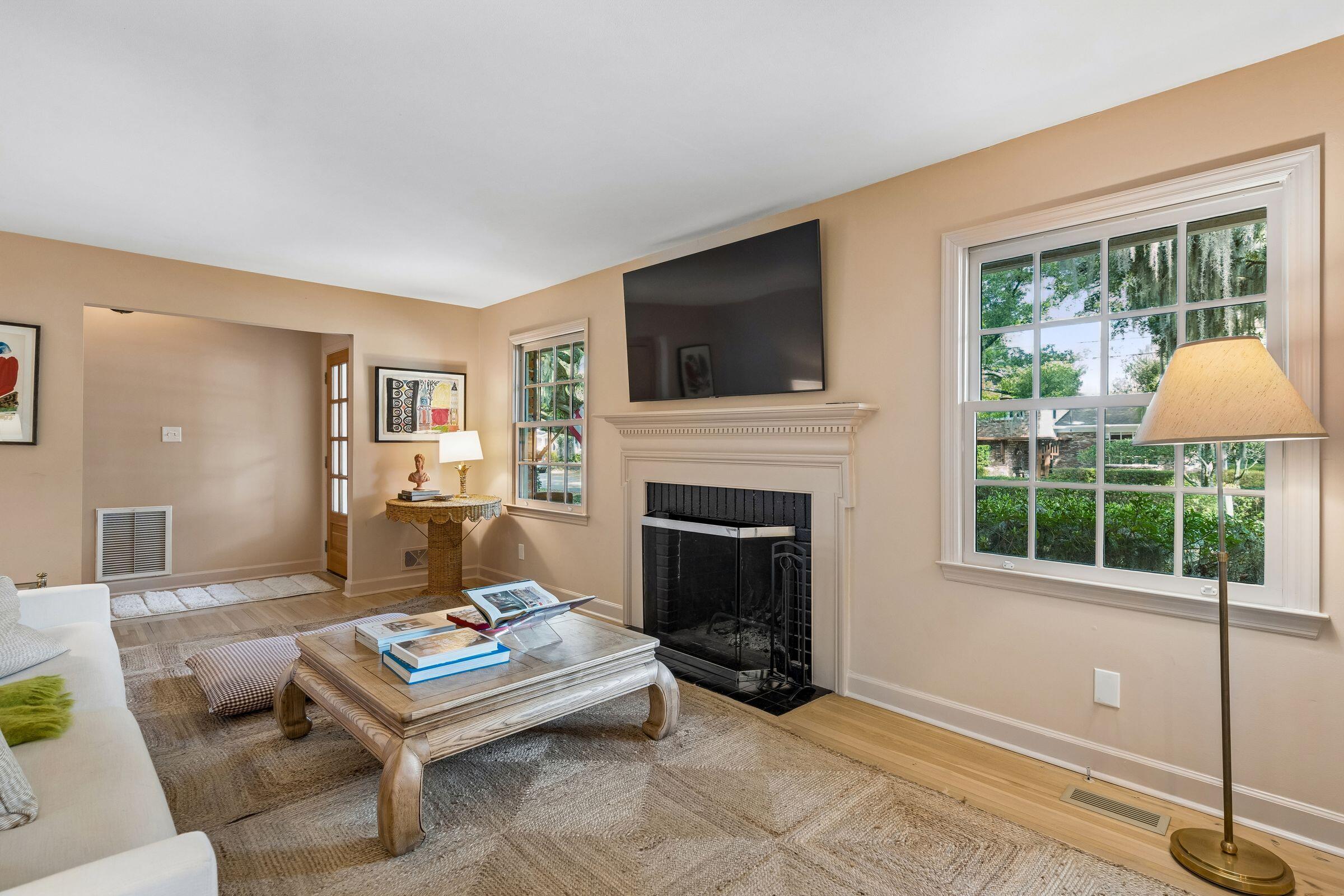 1209 Kensington Drive