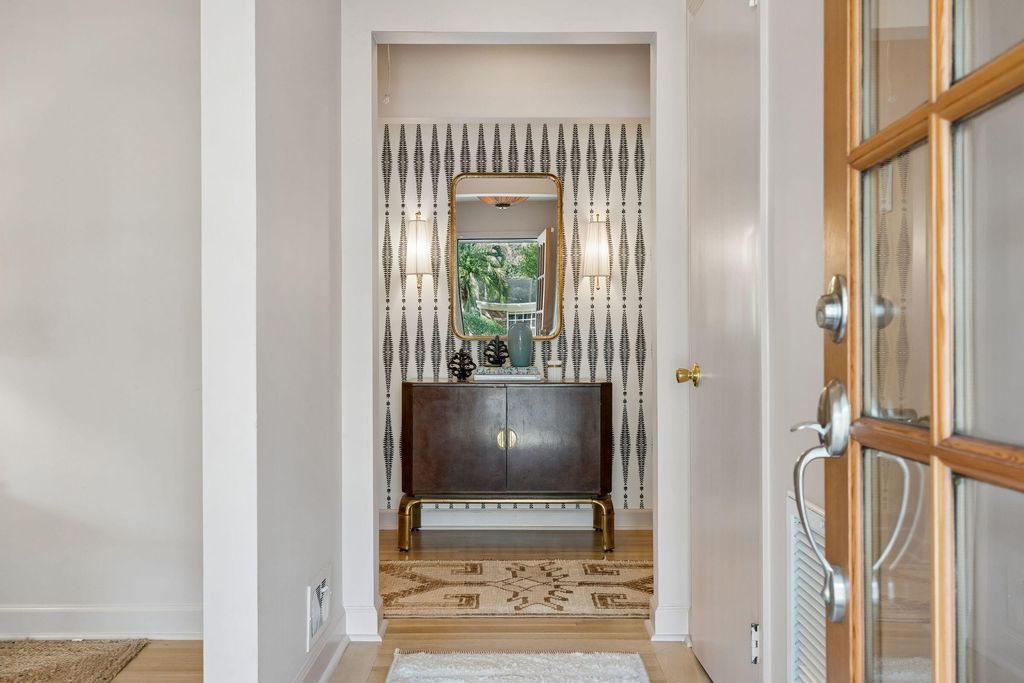 Photo of 1209 Kensington Drive, Charleston, SC 29407 (MLS # 26014432)
