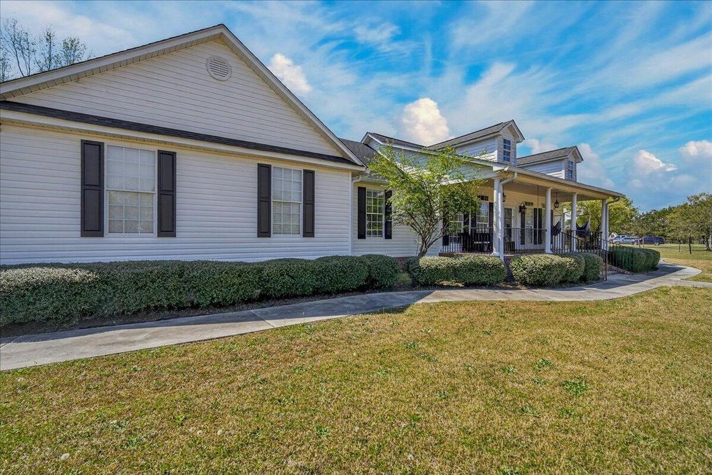 Photo of 1032 State Road S-21-488, Coward, SC 29530 (MLS # 26008380)