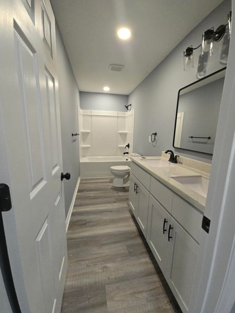 A home in North Charleston