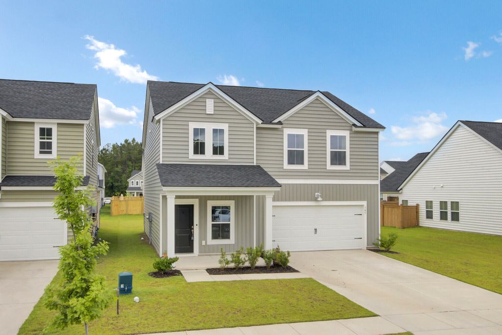 Photo of 105 Oast Lane, Summerville, SC 29485 (MLS # 25015137)