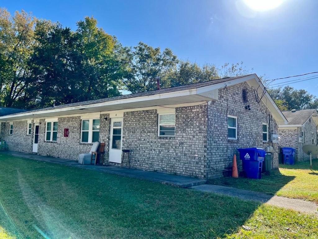 Photo of 1537 N Avalon Circle, Charleston, SC 29407 (MLS # 25015036)