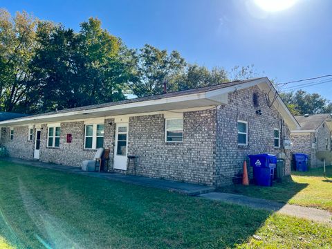 1537 N Avalon Circle Charleston SC 29407