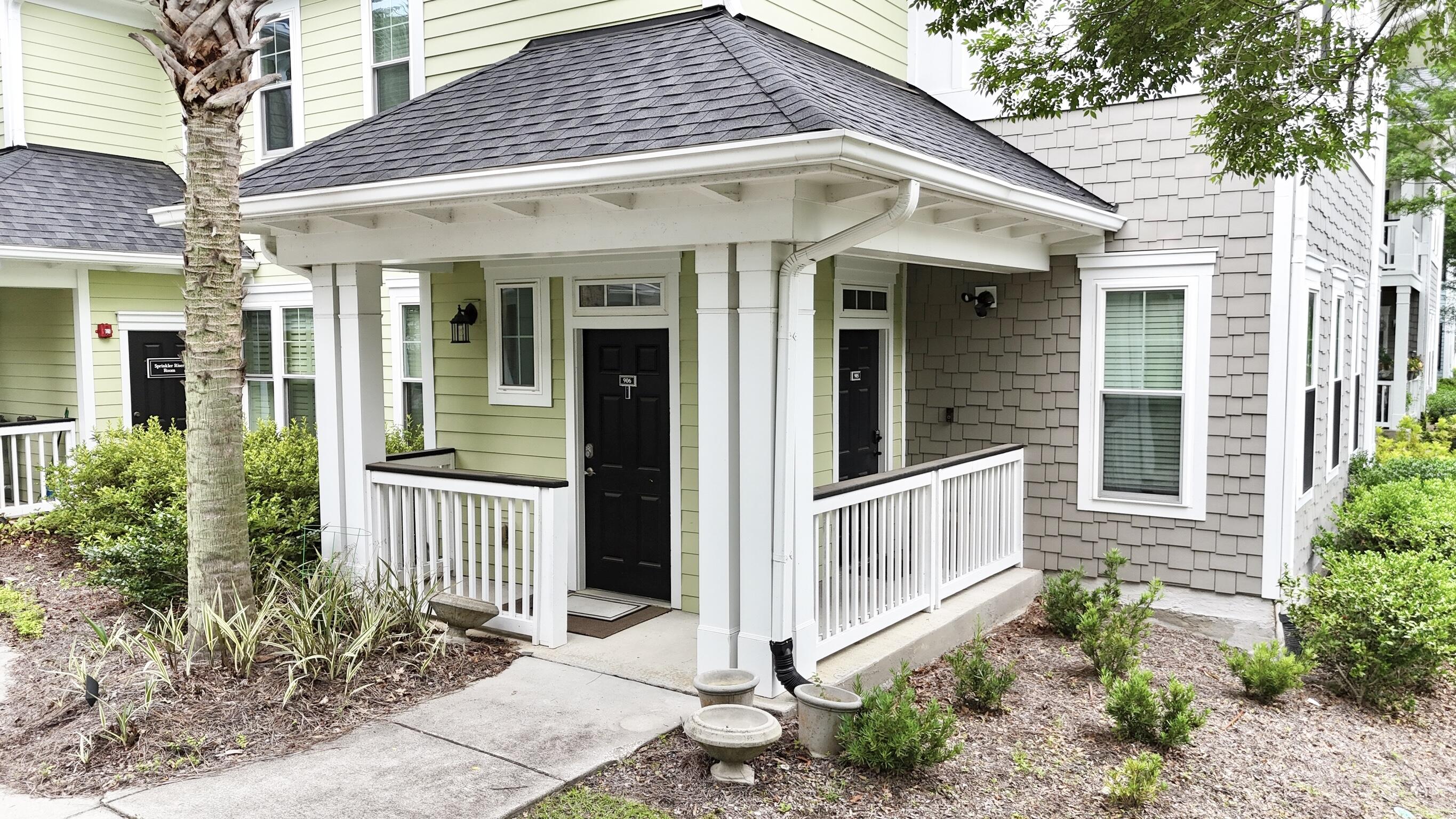 1225 Blakeway Street 906