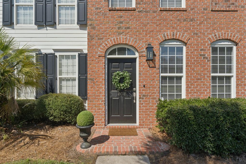 Photo of 808 Rue Drive, Charleston, SC 29414 (MLS # 26007869)