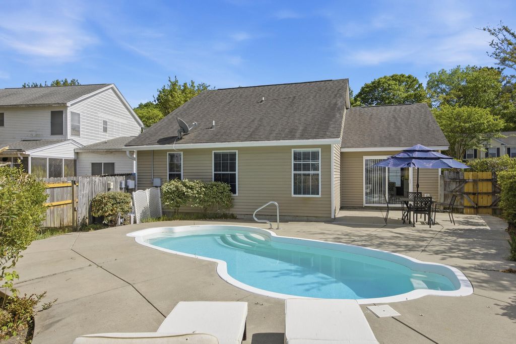 Photo of 1929 Treebark Drive, Charleston, SC 29414 (MLS # 26010259)