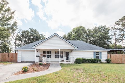 Photo of 110 Wicker Court, Summerville, SC 29486 (MLS # 26014639)