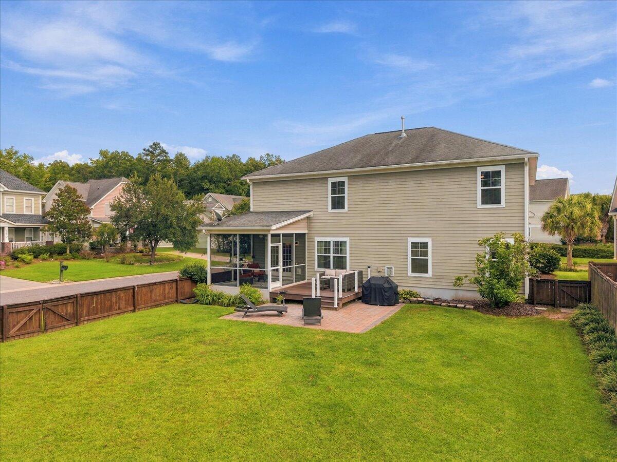 125 Hanging Moss Road