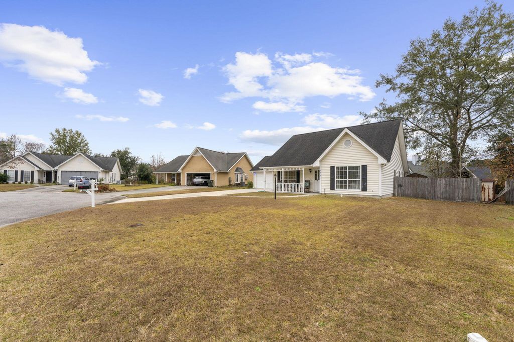 Photo of 4014 Saint Martins Court, Goose Creek, SC 29445 (MLS # 25032404)