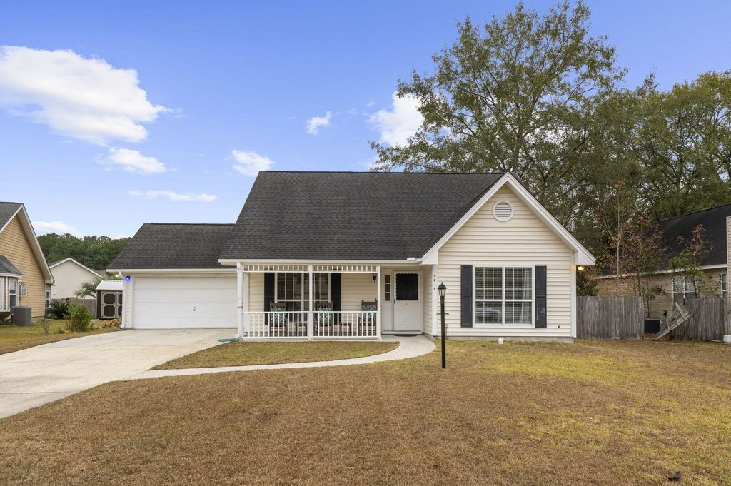 Photo of 4014 Saint Martins Court, Goose Creek, SC 29445 (MLS # 25032404)