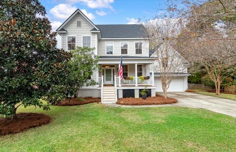 Photo of 2918 Marsh Breeze Lane, Mount Pleasant, SC 29466 (MLS # 25031832)
