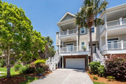 Photo of 2226 Folly Road, Charleston, SC 29412 (MLS # 25017622)