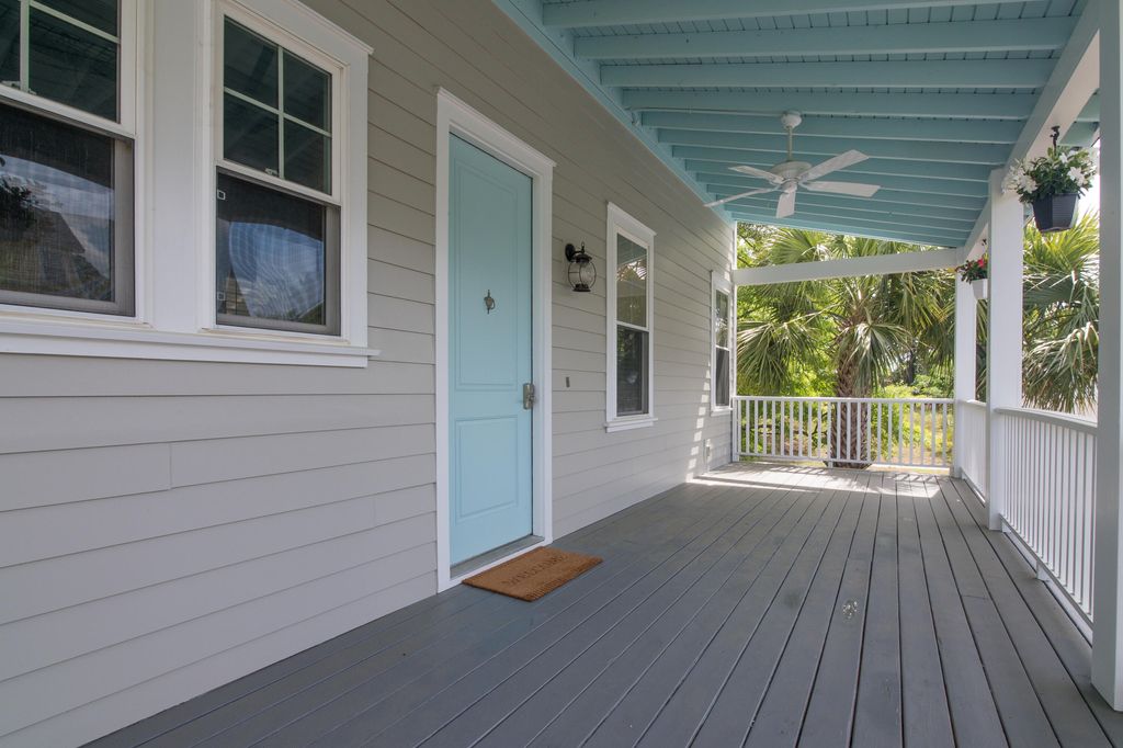 Photo of 1006 Hunley Waters Circle, North Charleston, SC 29405 (MLS # 26010520)