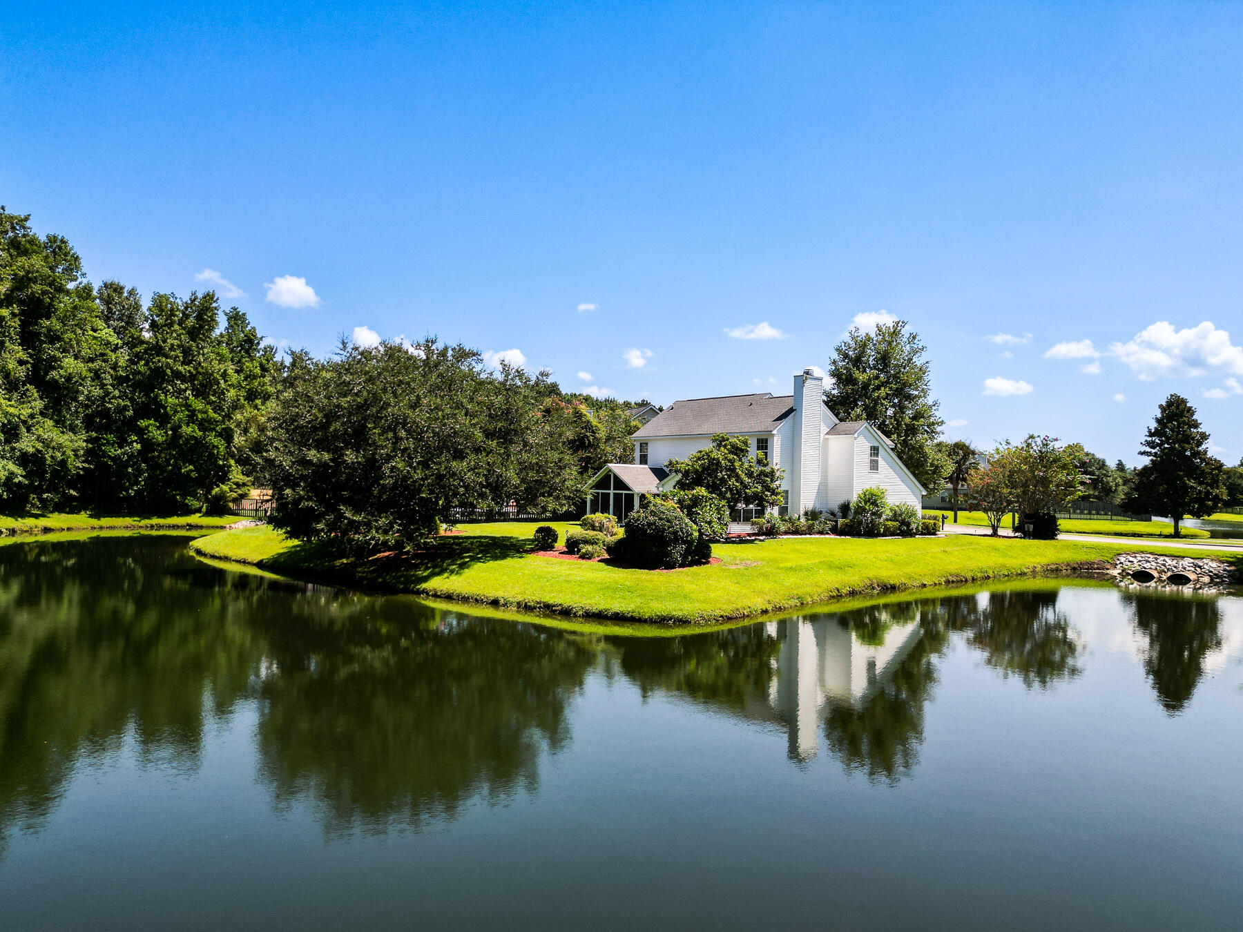 7127 Windmill Creek Road