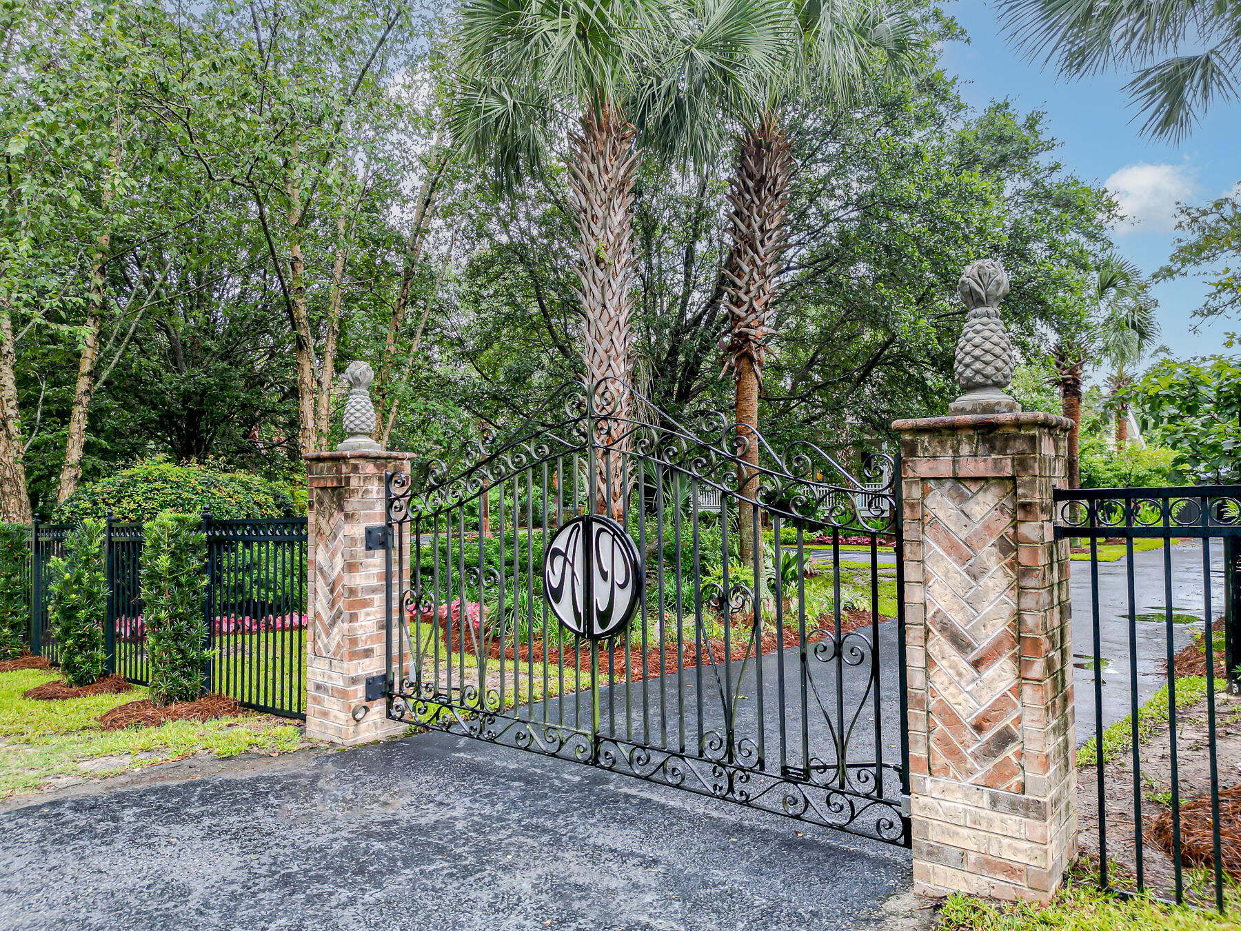 208 Old Parsonage Road