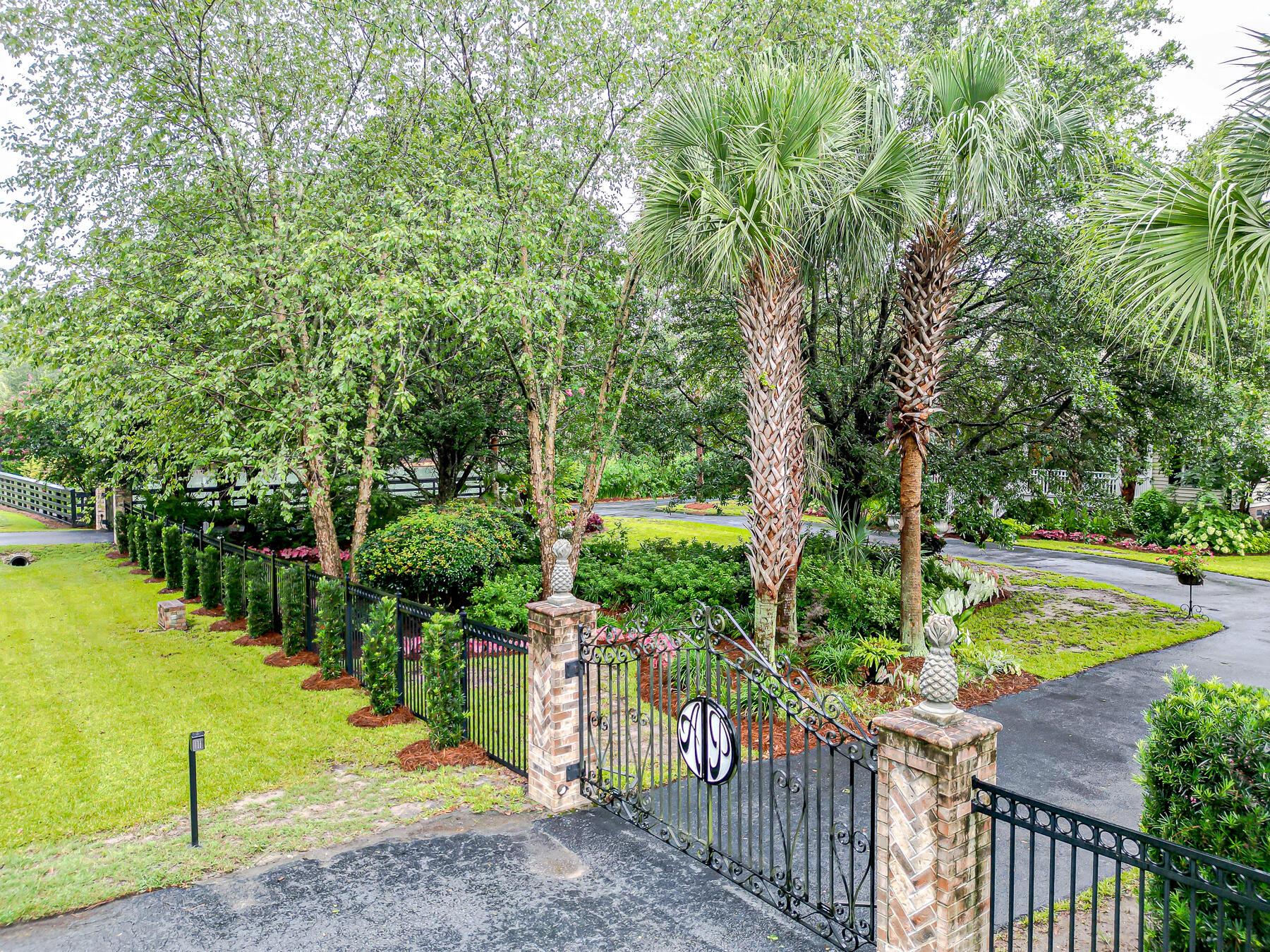 208 Old Parsonage Road