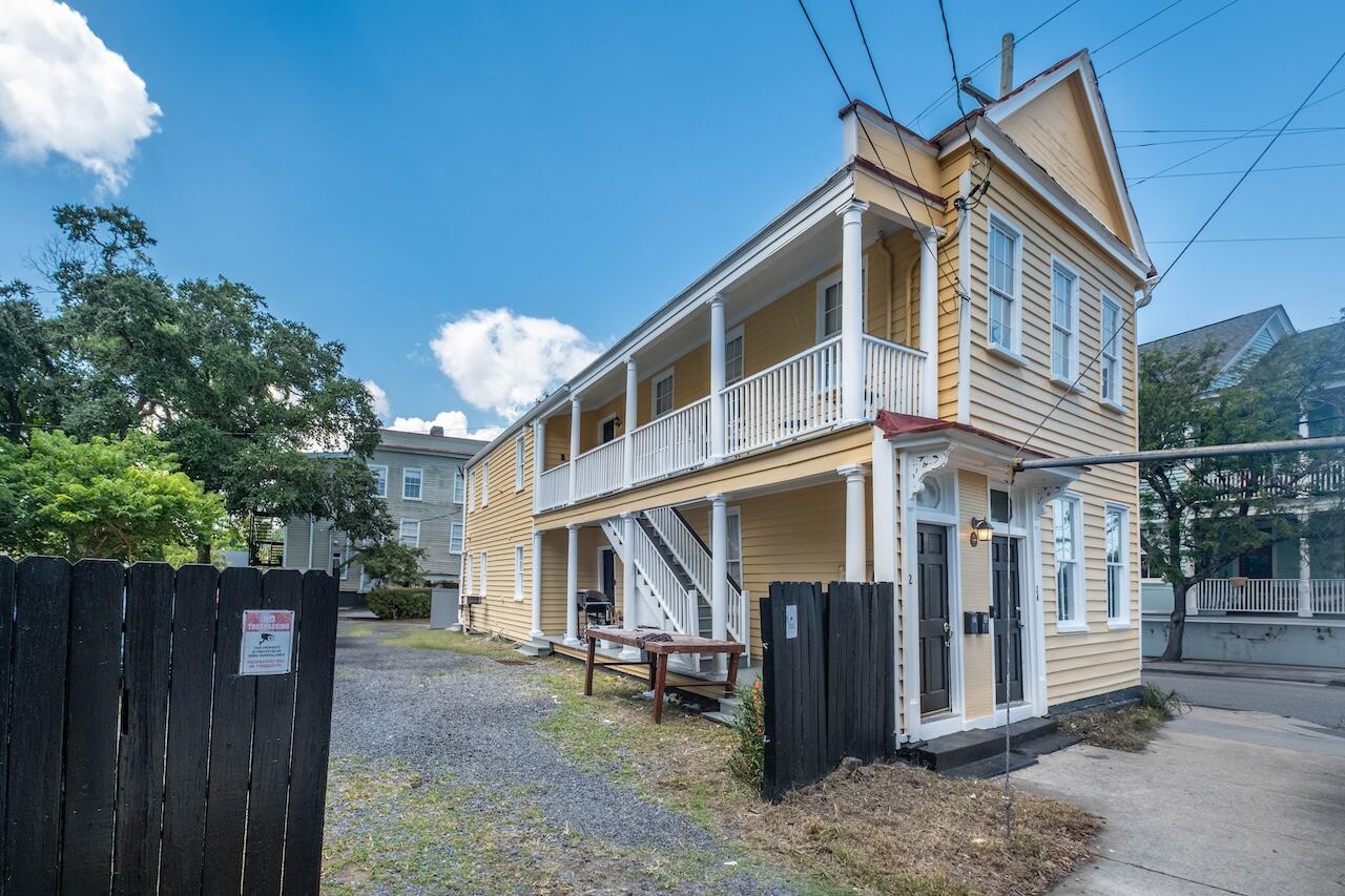 2 Woolfe Street A & B