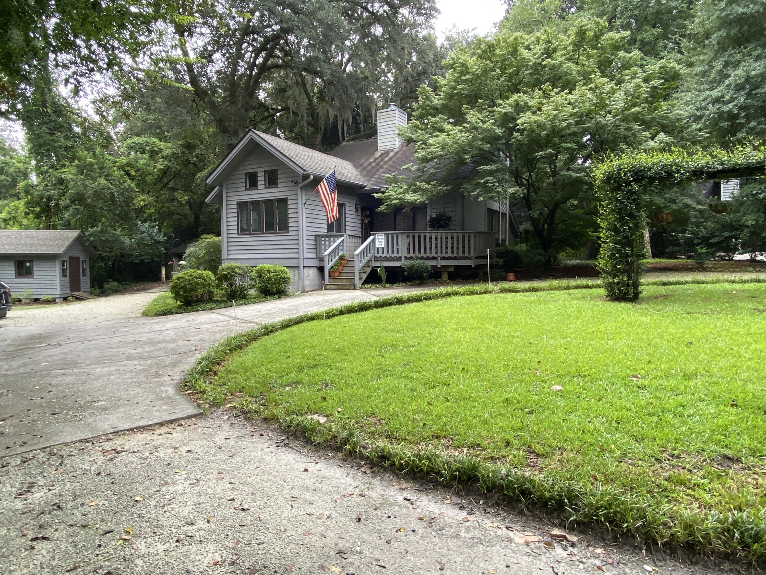 523 W Carolina Avenue