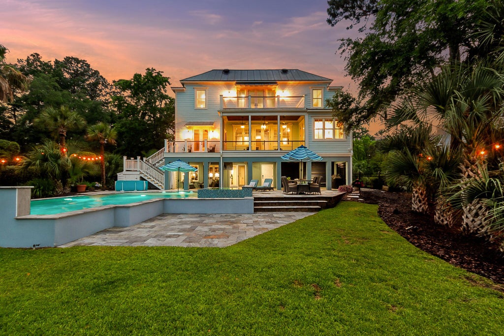Photo of 2254 Beckenham Drive, Mount Pleasant, SC 29466 (MLS # 26016794)