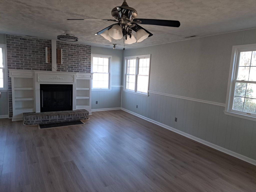 Photo of 1027 E Recess Road, Hanahan, SC 29410 (MLS # 26003761)