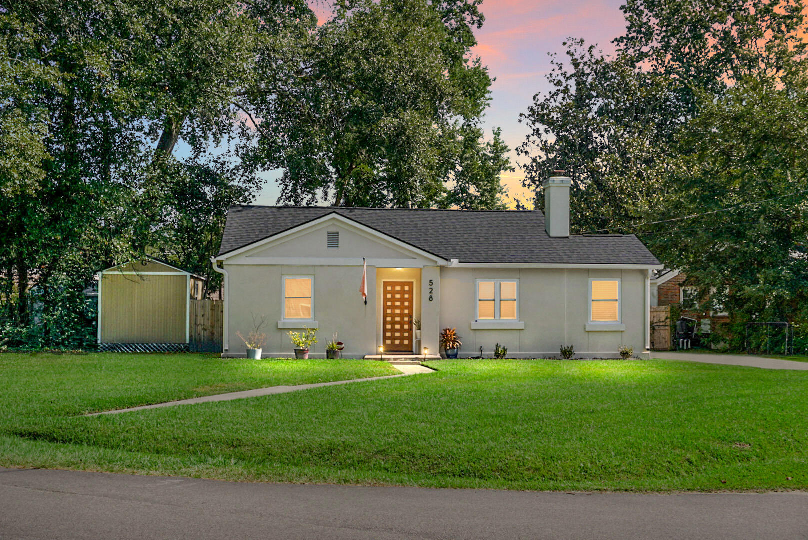 528 Parkwood Estates Drive