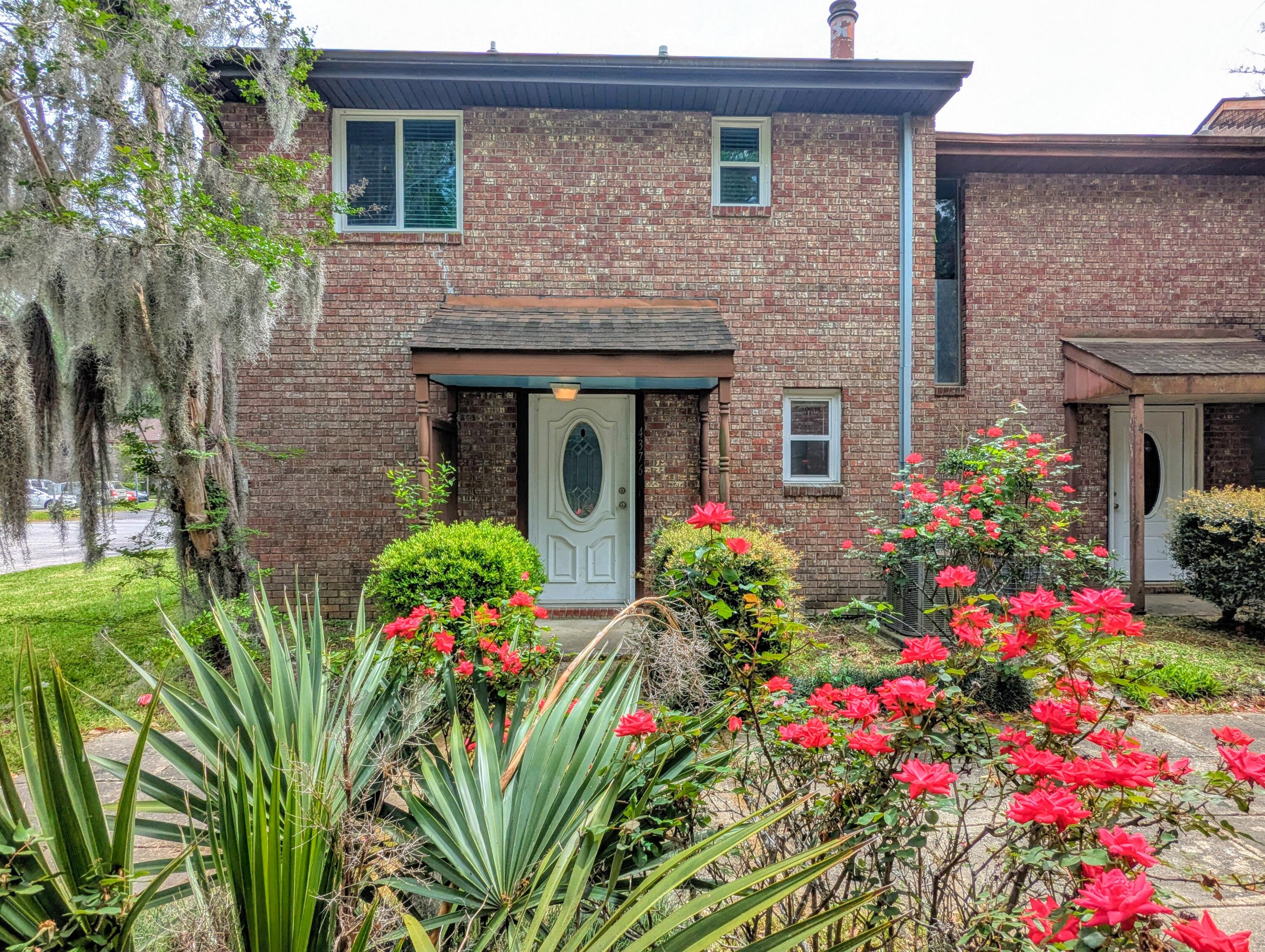4376 Great Oak Drive