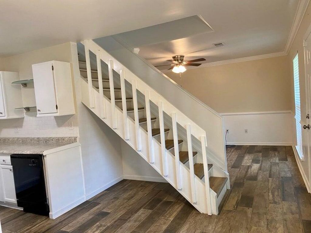 Photo of 2494 Etiwan Avenue #8i, Charleston, SC 29414 (MLS # 25032057)