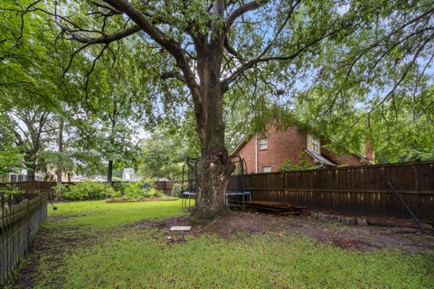 A home in Moncks Corner