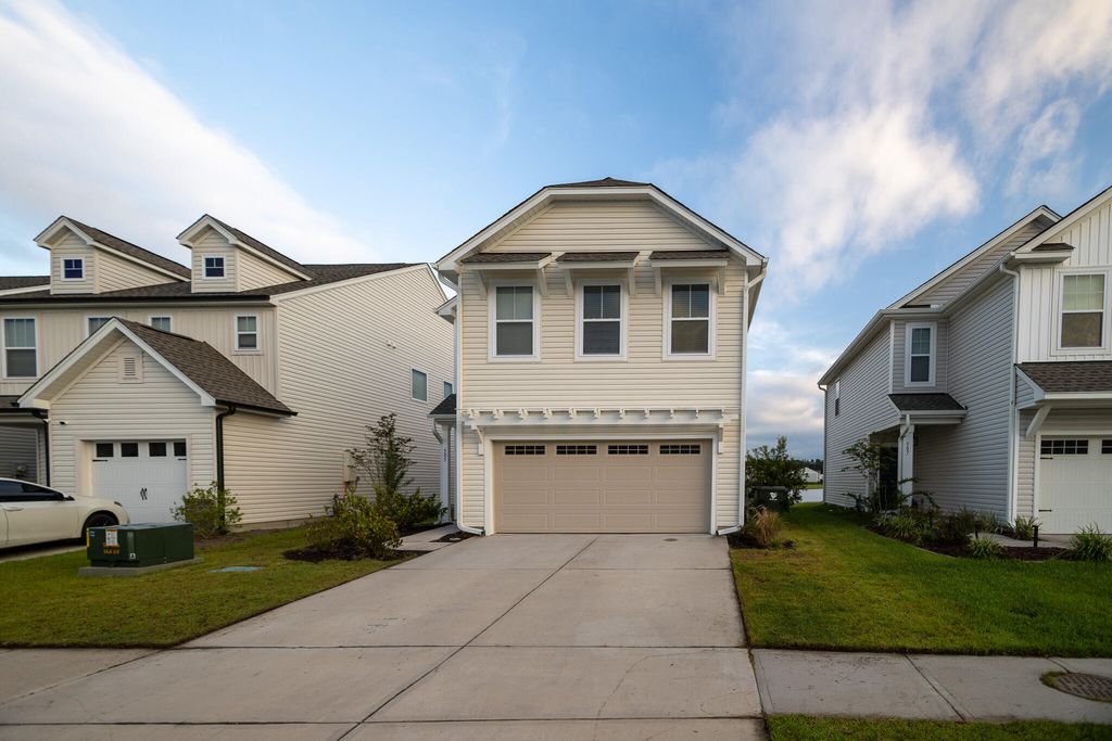 Photo of 505 Purple Finch Road, Summerville, SC 29486 (MLS # 26001845)