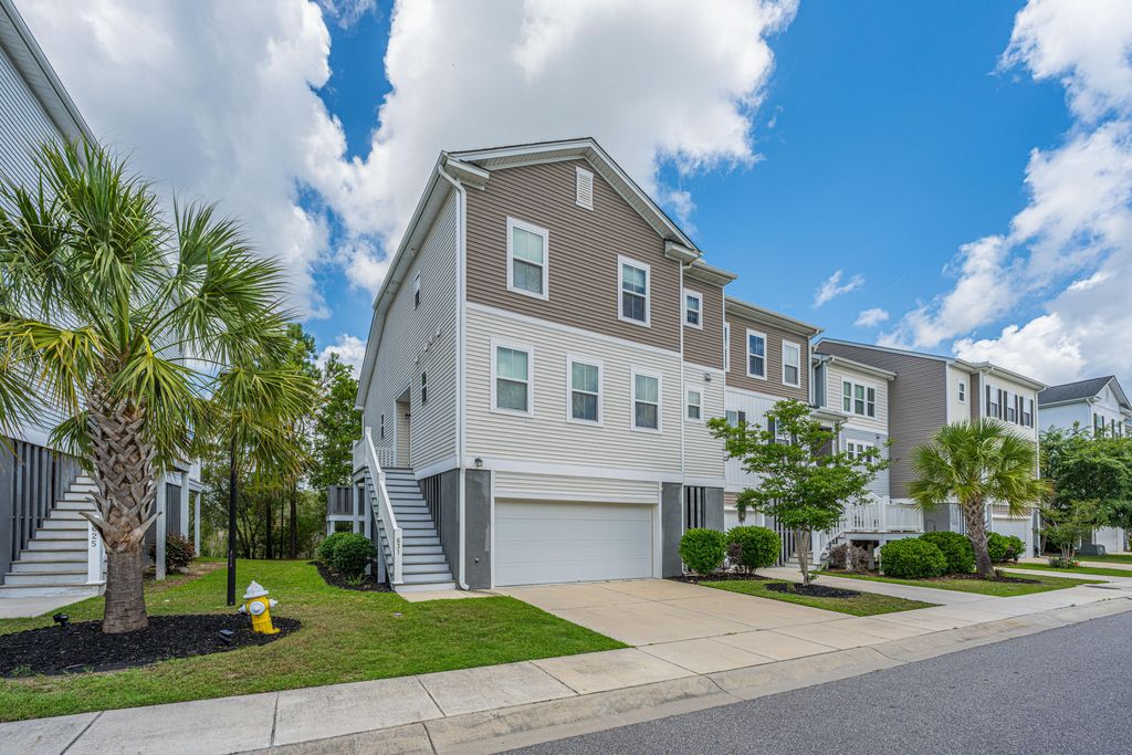 Photo of 631 Mclernon Trace, Johns Island, SC 29455 (MLS # 26015619)