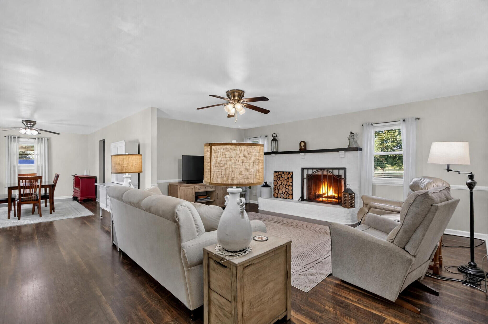 3576 Cordova Road