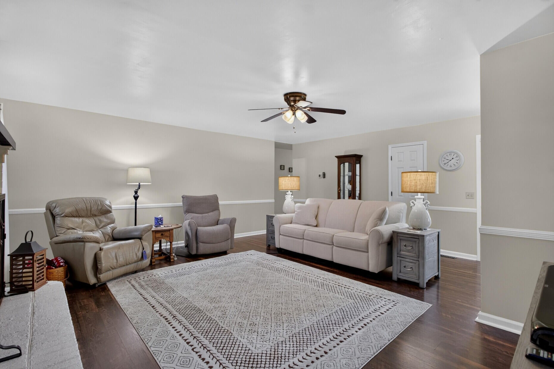 3576 Cordova Road