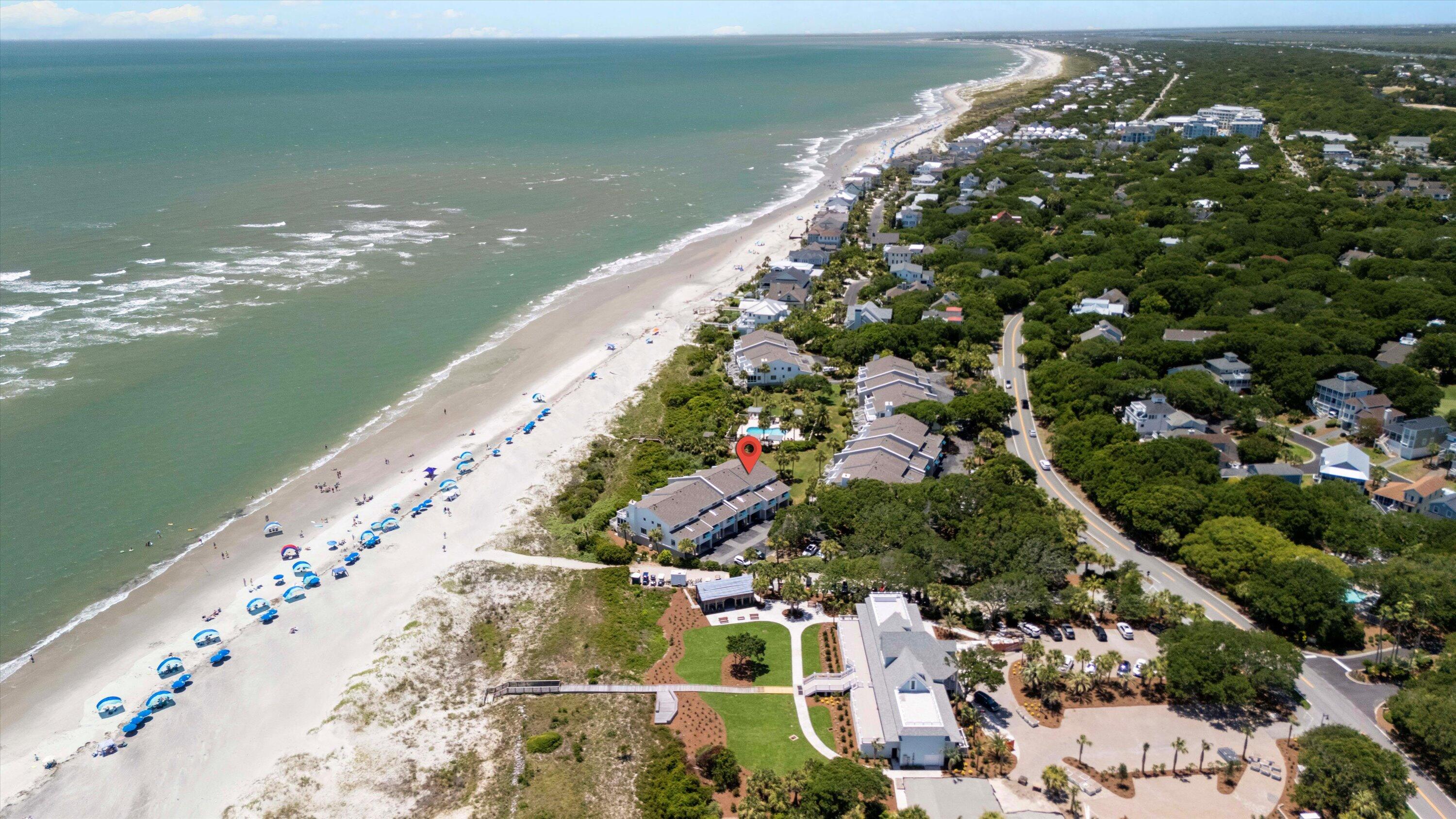7 Beach Club Villas