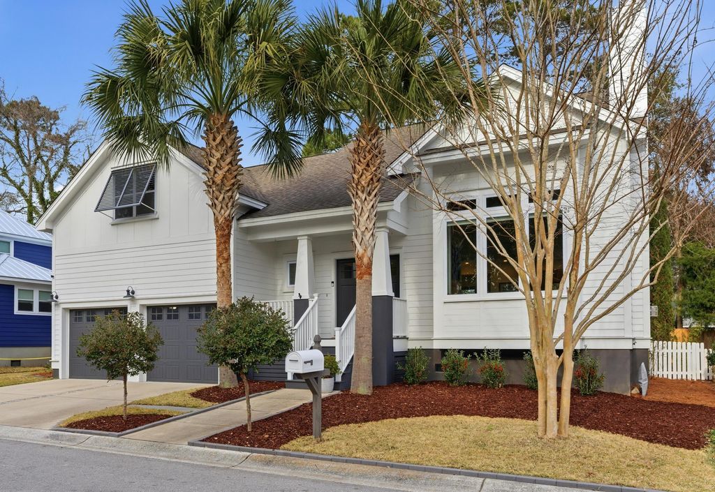 Photo of 1506 Village Square, Mount Pleasant, SC 29464 (MLS # 26003309)
