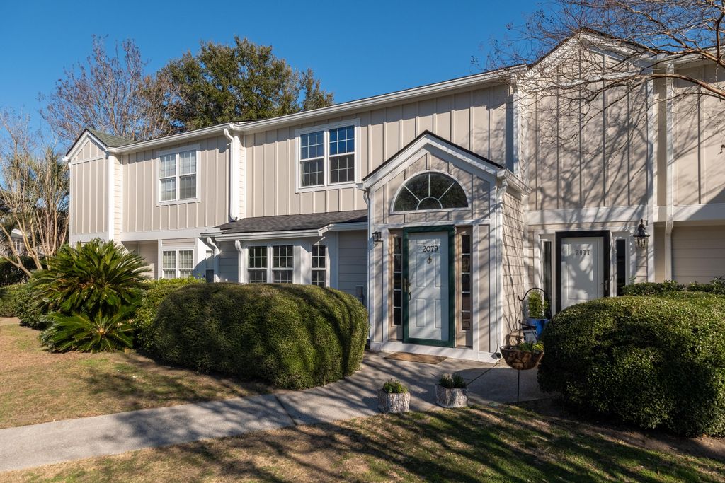 Photo of 2079 Emerald Terrace, Mount Pleasant, SC 29464 (MLS # 26003170)